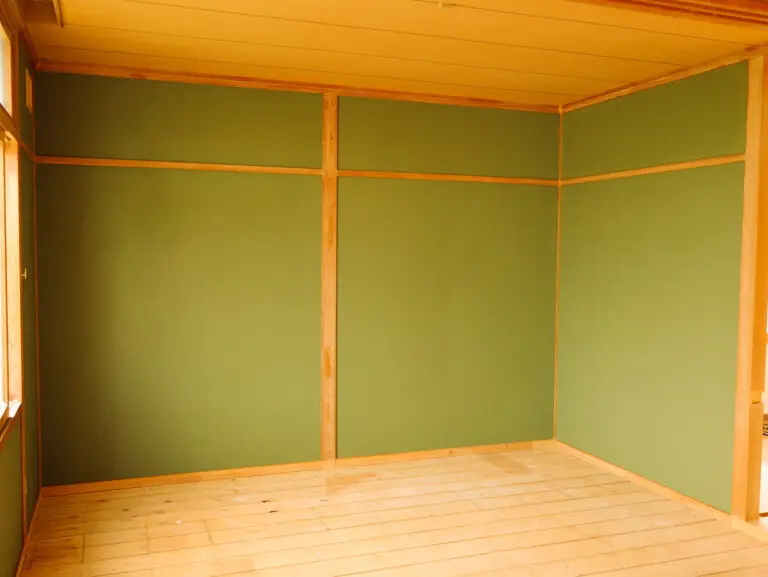 教員住宅リノベーションプロジェクト(ぺコレラ学舎)でのリノベーションされた部屋 【木育】